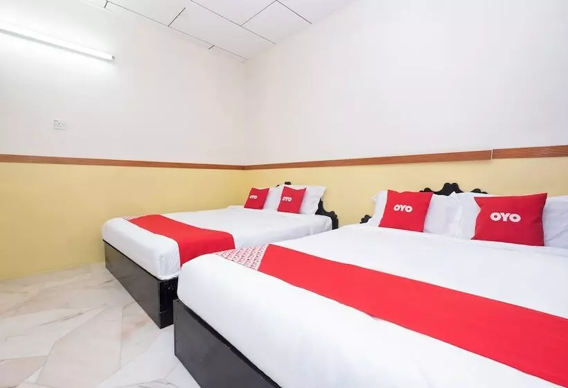 هتل O Lumut Villa Inn