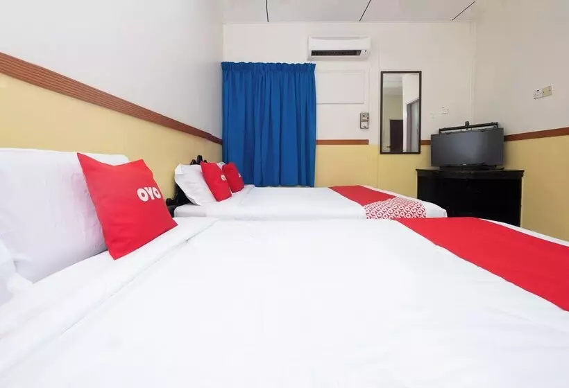 هتل O Lumut Villa Inn