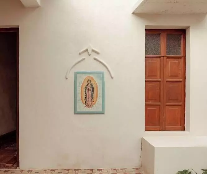 هتل Boutique Casa Jade