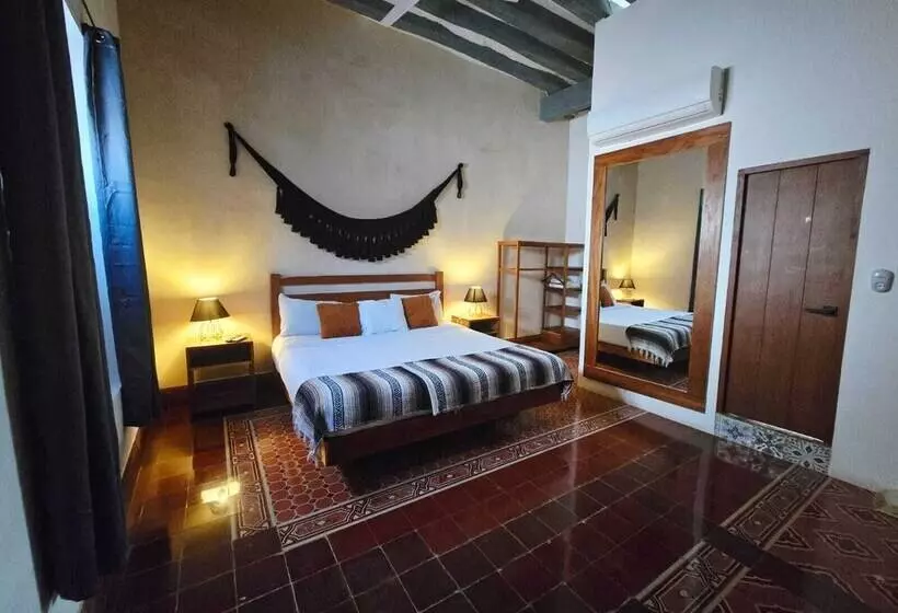 هتل Boutique Casa Jade