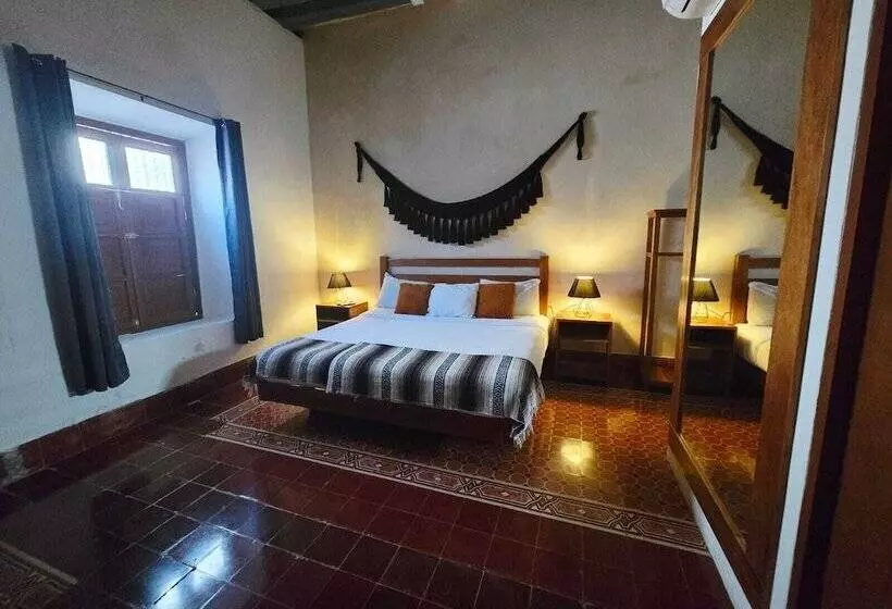 هتل Boutique Casa Jade