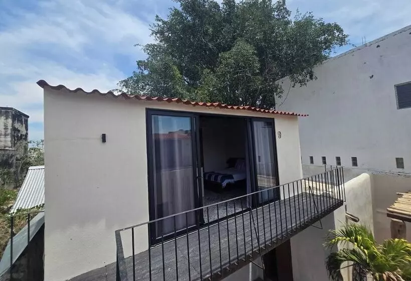 هتل Boutique Casa Jade