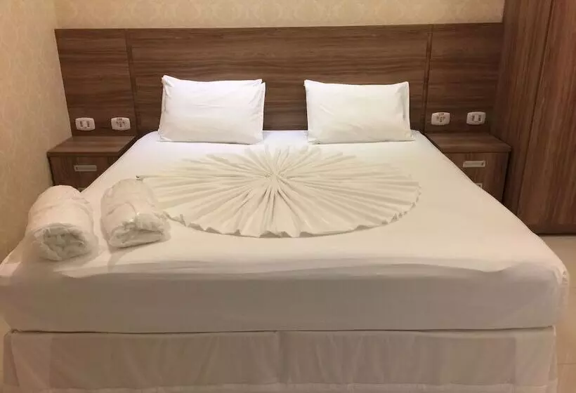 Aquarius Hotel Aquarius