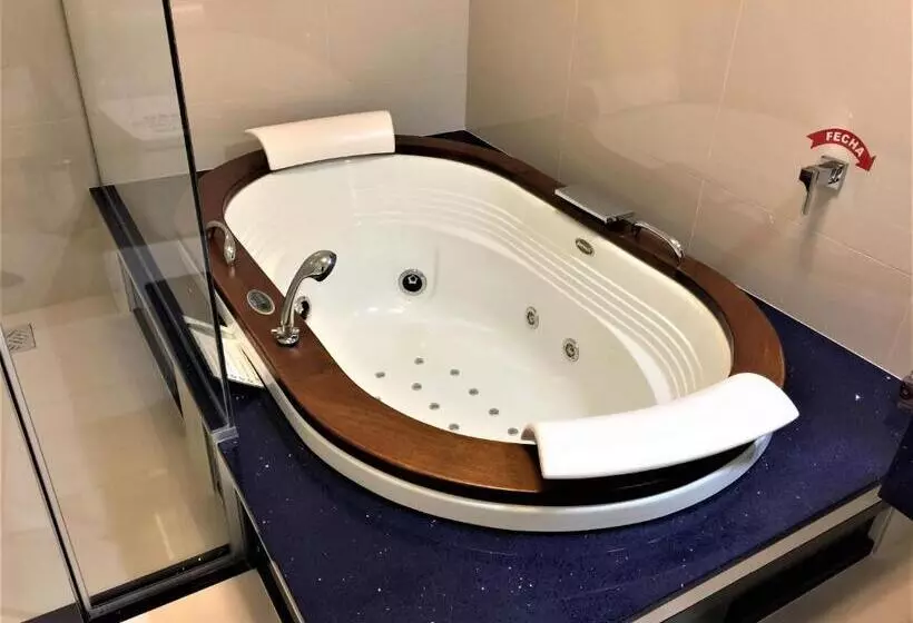 Aquarius Hotel Aquarius