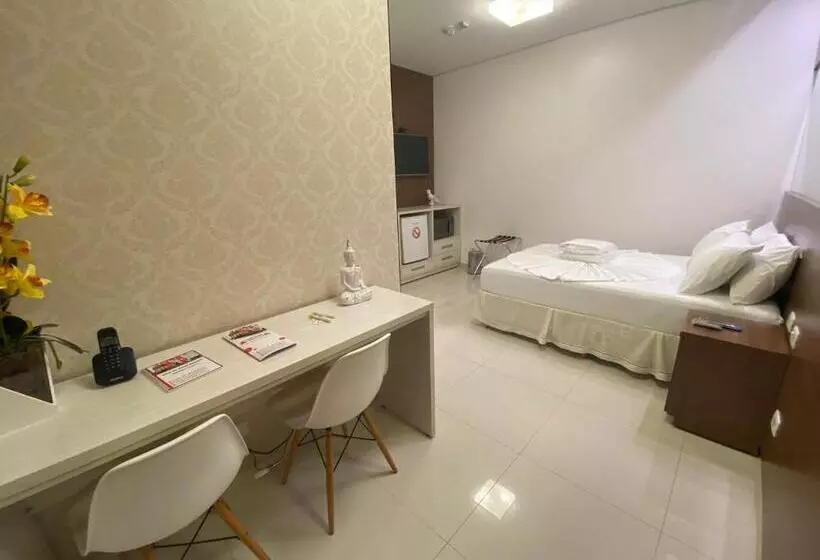 Aquarius Hotel Aquarius