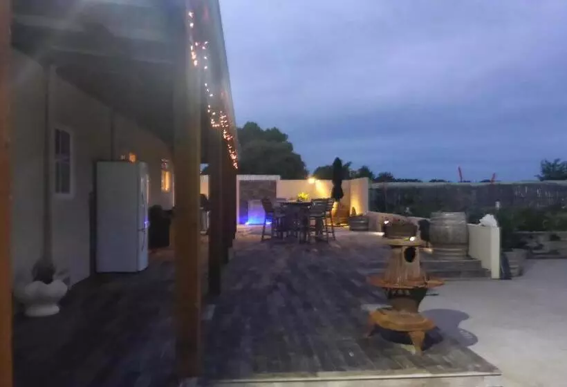 تختخواب و صبحانه Gmh Home Stay