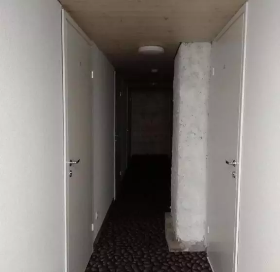 Hostel31