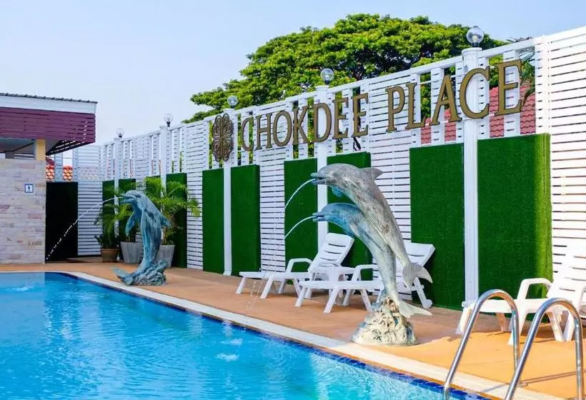 ホテル Chokdee Place