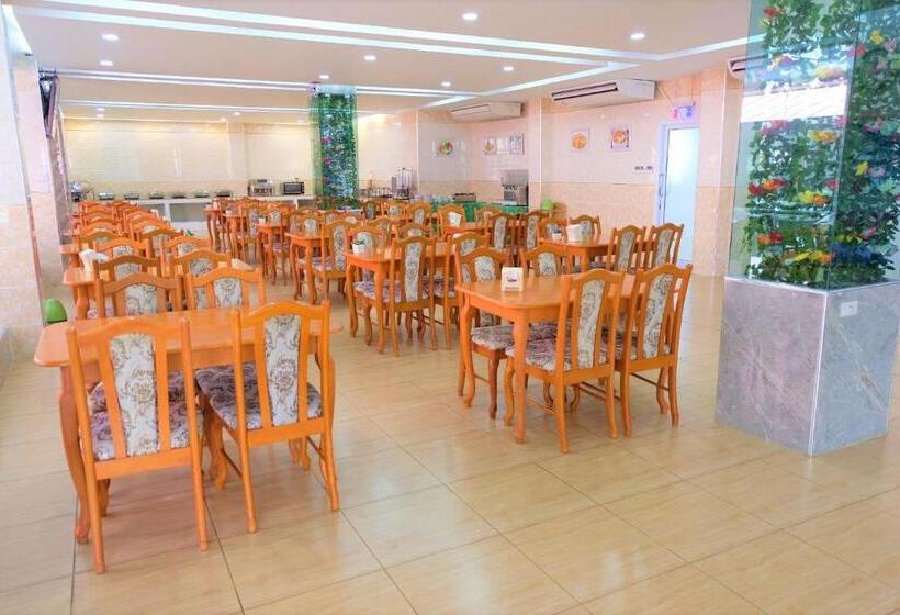 ホテル Chokdee Place