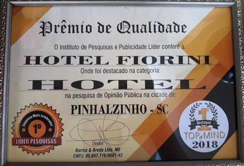 ホテル Fiorini Ltda