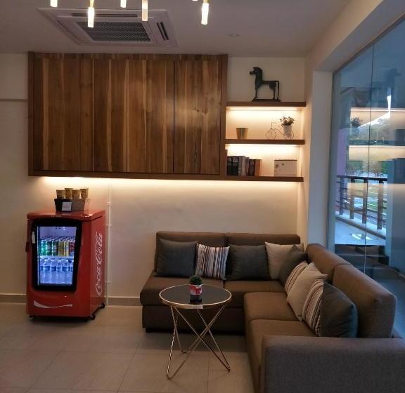 هتل Gold Boutique