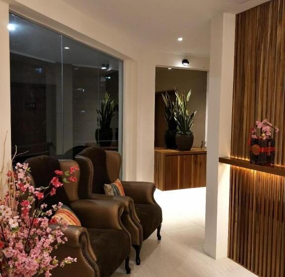 هتل Gold Boutique