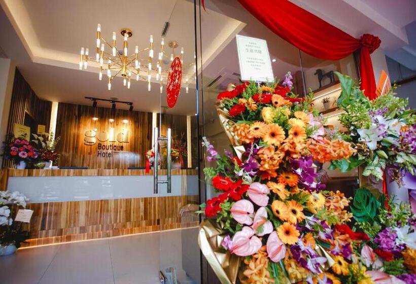 هتل Gold Boutique