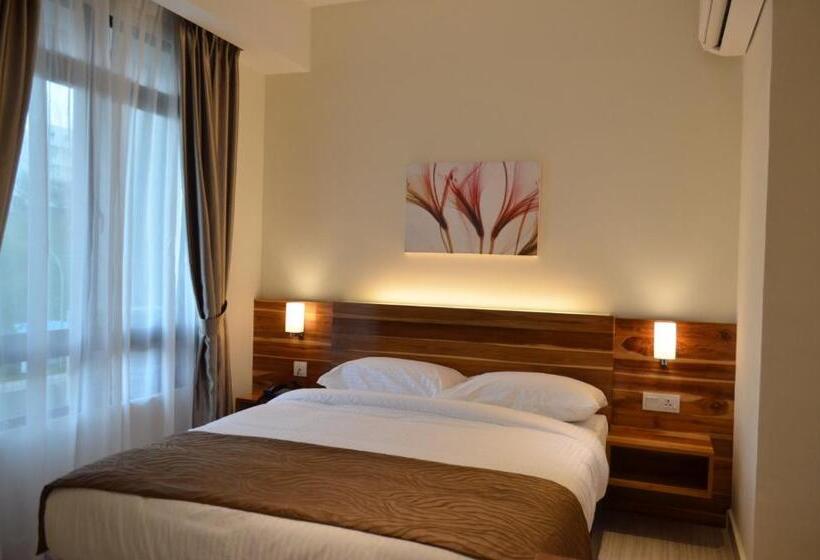 هتل Gold Boutique