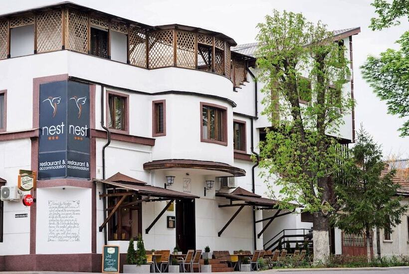호텔 Nest