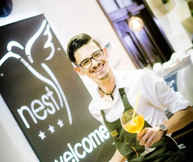 Hotelli Nest