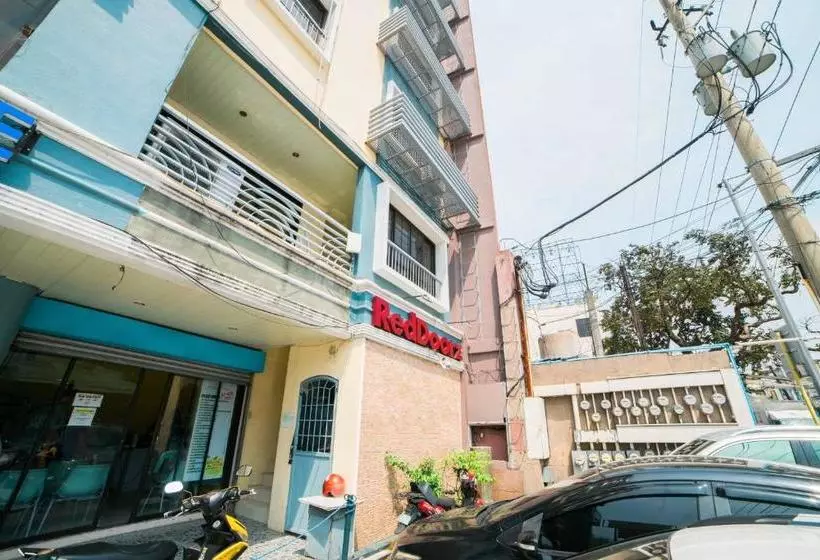 ホテル Reddoorz Plus @ Better Living Paranaque