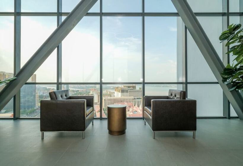 هتل The Bridge Club