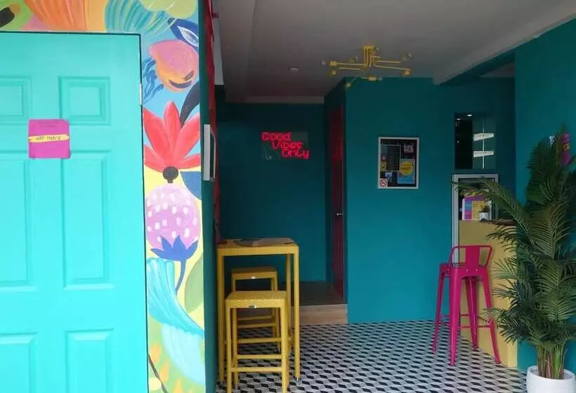 Way Shack Hostel