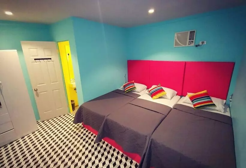 Way Shack Hostel