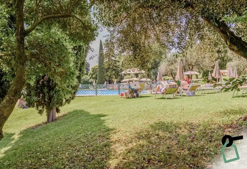 Hotiday Apartment Desenzano