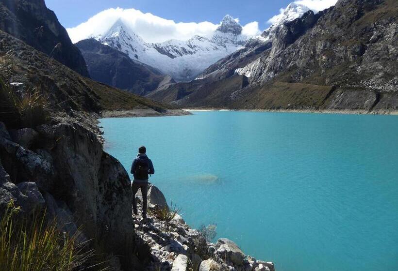 הוסטל Caroline Lodging