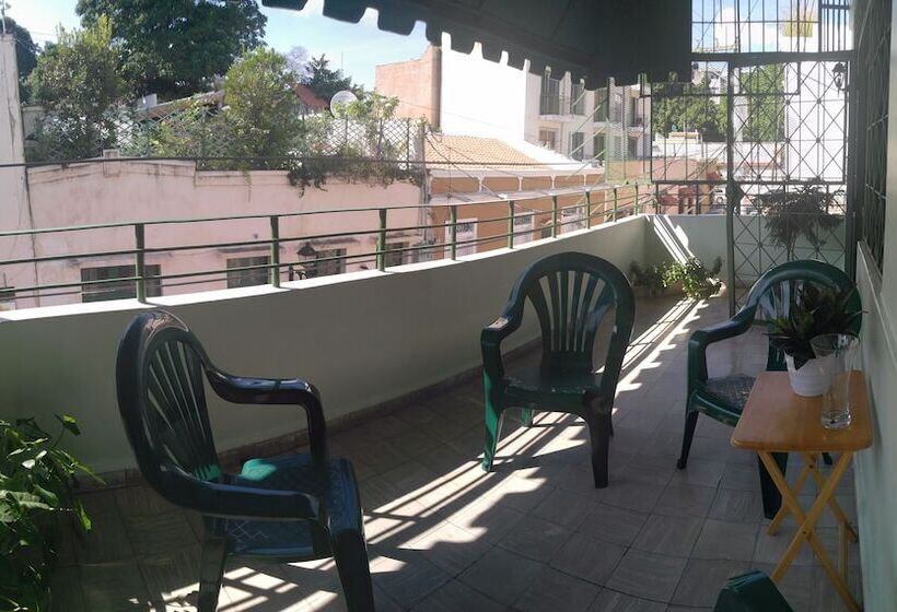 فندق صغير Hostal Arboleda