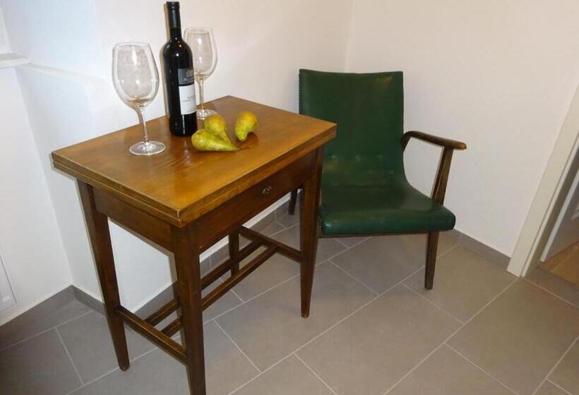 민박 Widhof   Check In Im Hotel Nibelungenhof