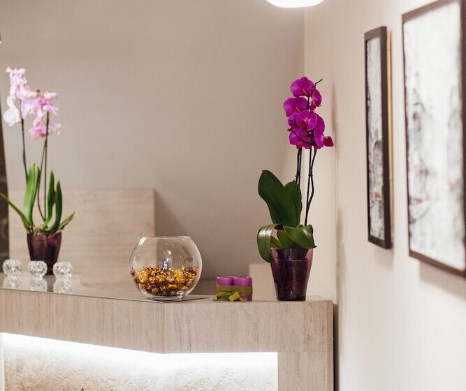 هتل Antares Apart