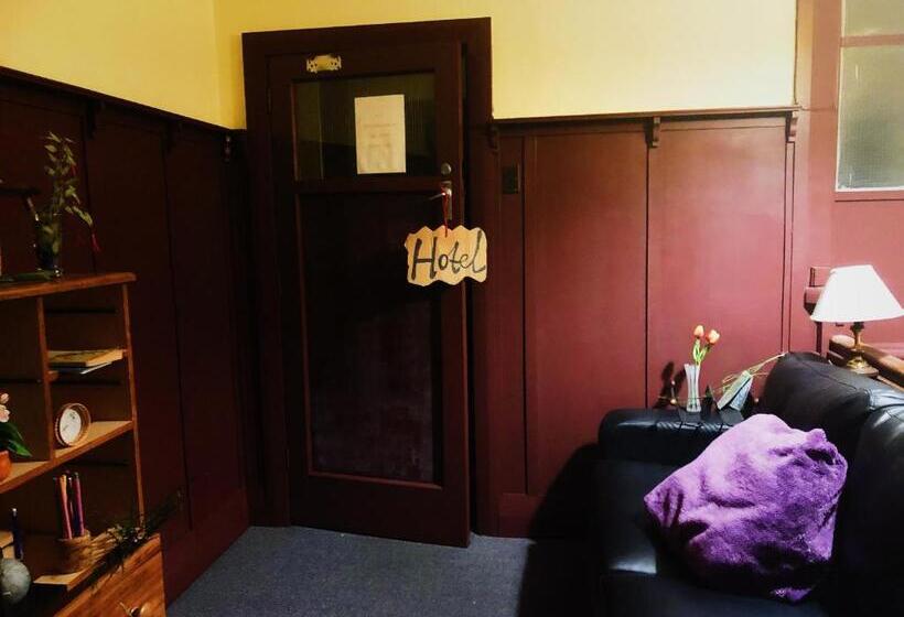 هتل Harbourview Stadium