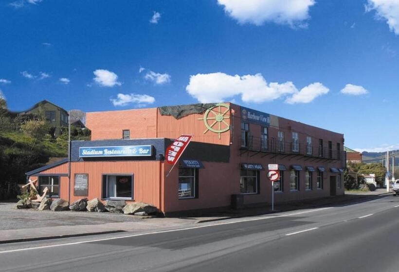 هتل Harbourview Stadium