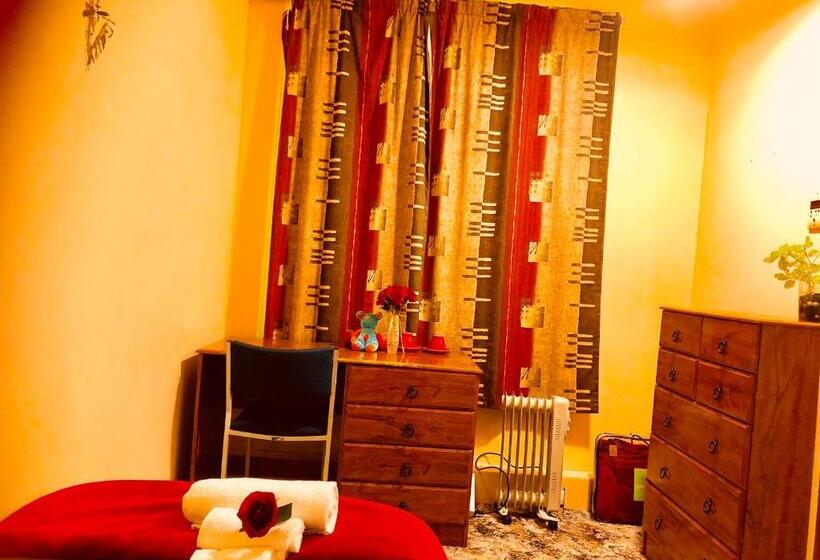 هتل Harbourview Stadium