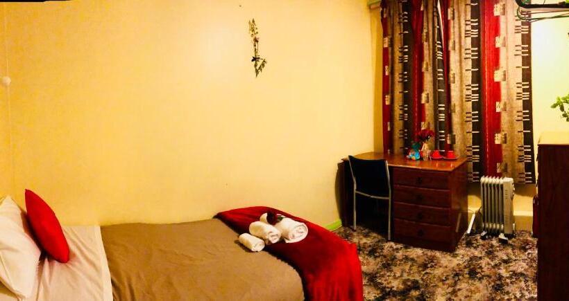 هتل Harbourview Stadium