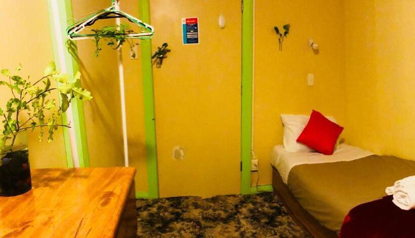 هتل Harbourview Stadium