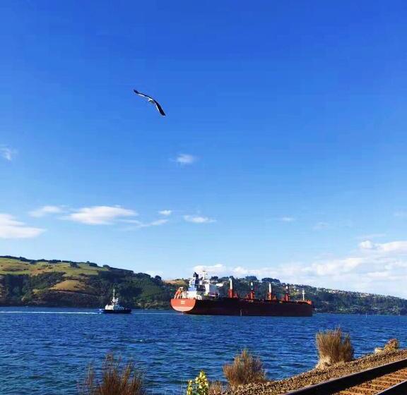 هتل Harbourview Stadium