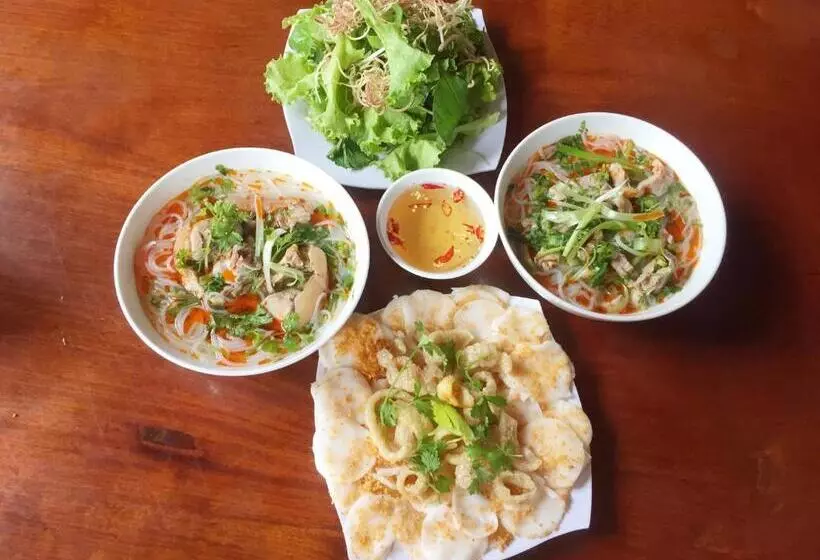 هتل Phu Tien