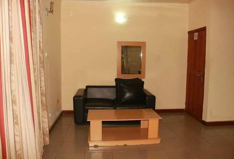 هتل Planet Guest House