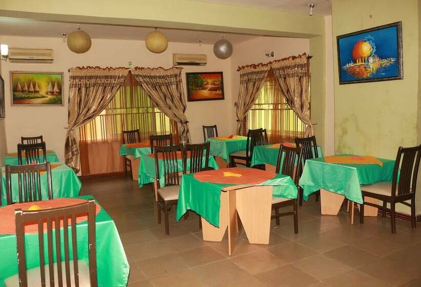 هتل Planet Guest House