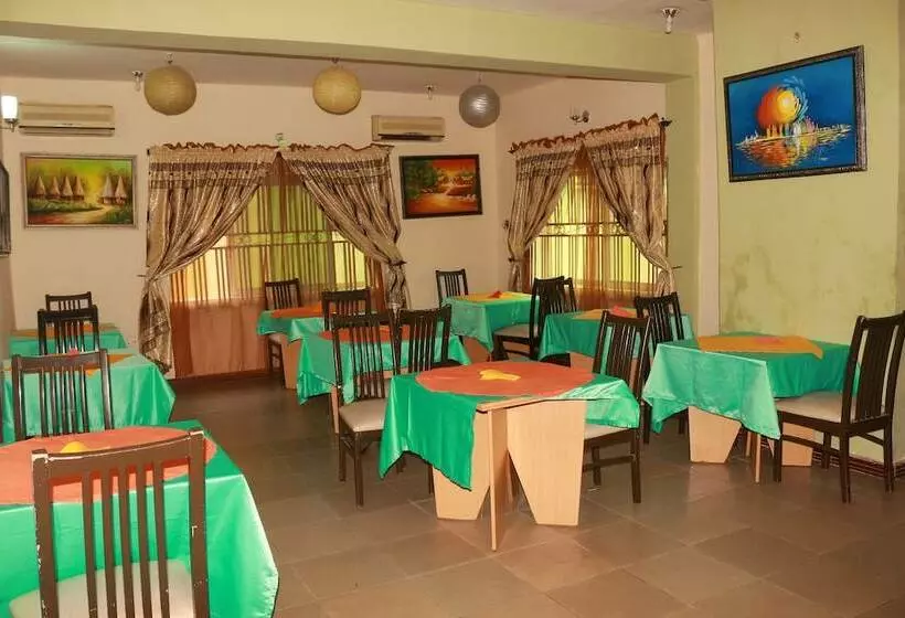 هتل Planet Guest House