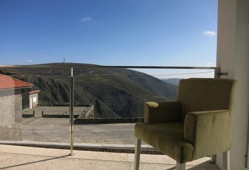 هتل Rural Da Freita