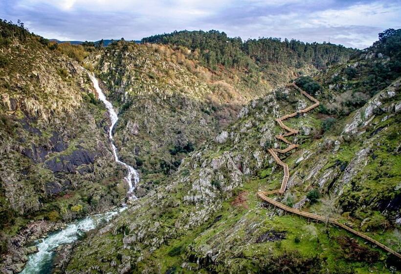 هتل Rural Da Freita