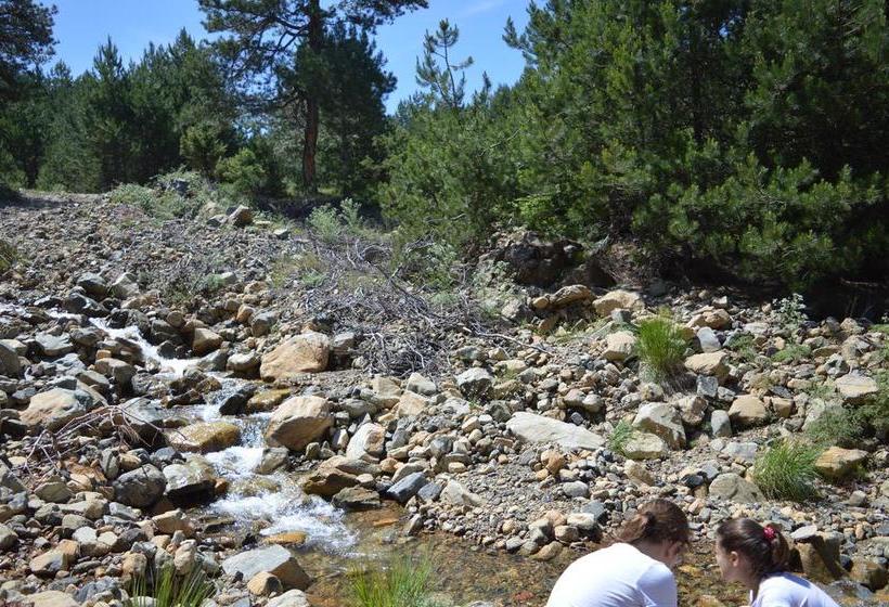 هتل Sofra E Shpatit