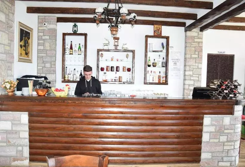 Hotel Sofra E Shpatit