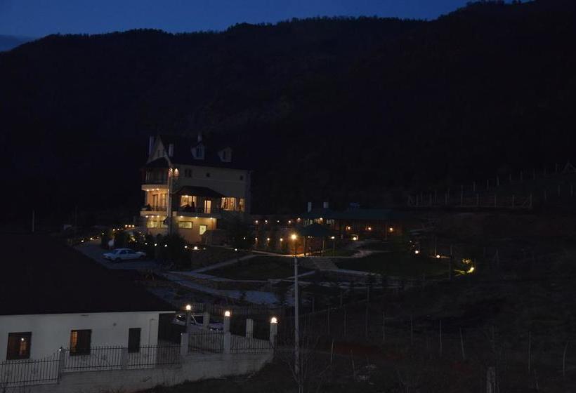 هتل Sofra E Shpatit