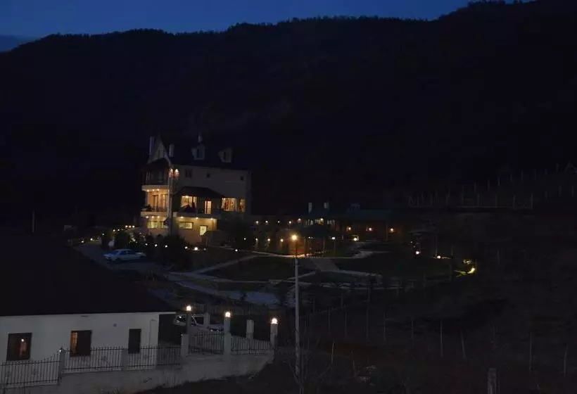 Hotel Sofra E Shpatit