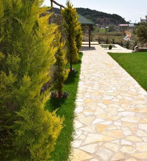 Hotel Sofra E Shpatit