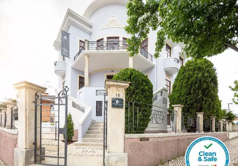Penedo Da Saudade Suites & Hostel