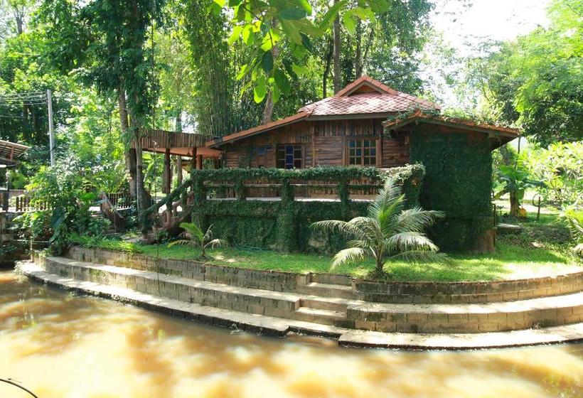 منتجع Papa's Garden