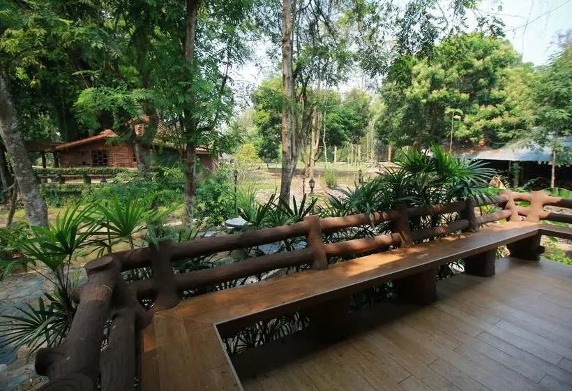 Lomakeskus Papa's Garden