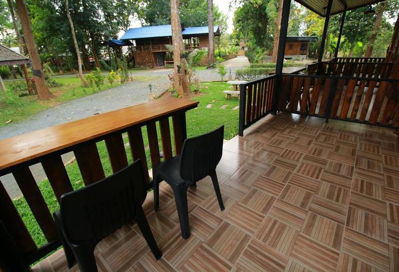 منتجع Papa's Garden